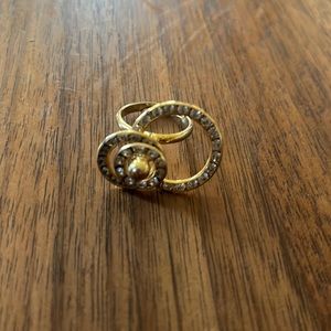 Vintage Womens spinning jewel ring